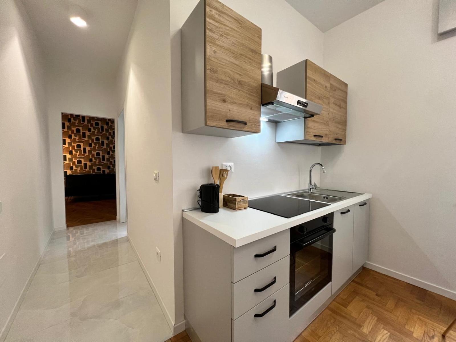 Frame Of Verona Apartments Extérieur photo