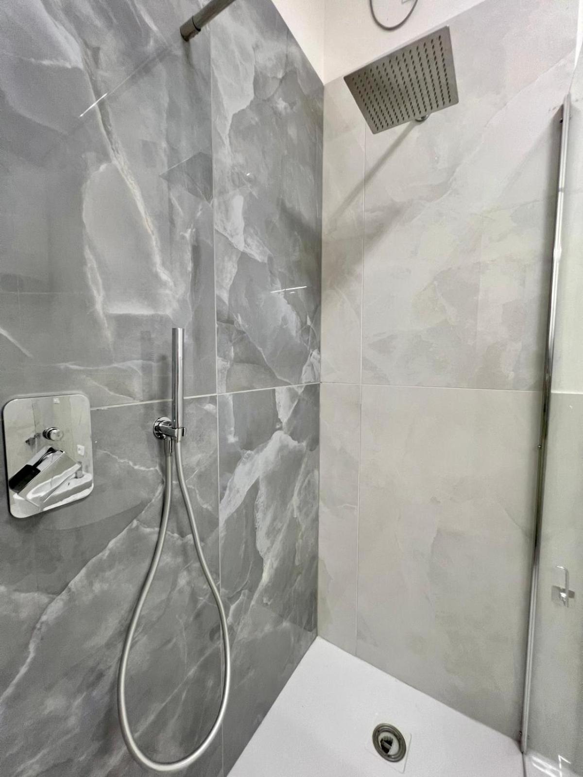 Frame Of Verona Apartments Extérieur photo