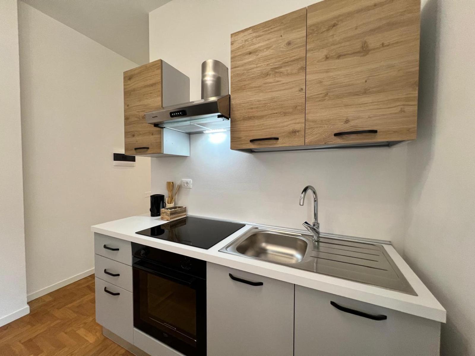 Frame Of Verona Apartments Extérieur photo